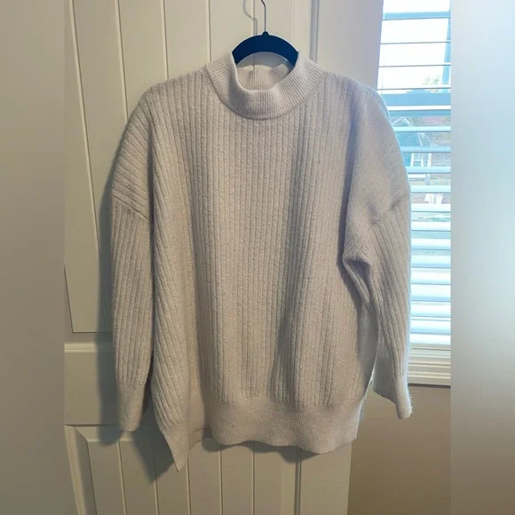 H&M Cream Ribbed Knit Pullover - Picture 1 of 5
